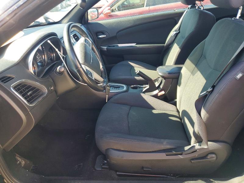 77100265 :رقم المزاد ، 1C3BCBEB5CN205928 vin ، 2012 Chrysler 200 مزاد بيع