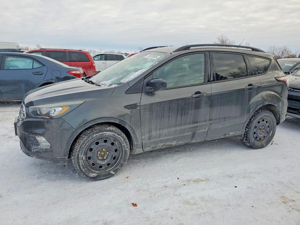 Продажа на аукционе авто 2017 Ford Escape Se, vin: 1FMCU0GD6HUB54304, номер лота: 76578595
