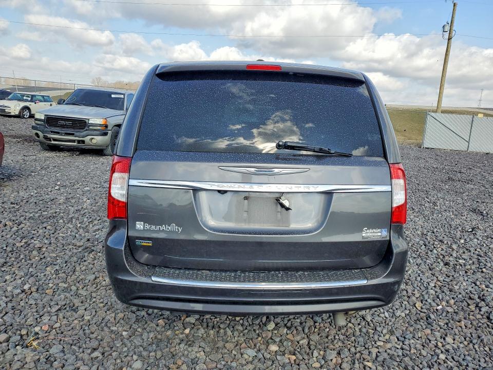 77728225 :رقم المزاد ، 2C4RC1BG3GR294640 vin ، 2016 Chrysler Town & Country مزاد بيع