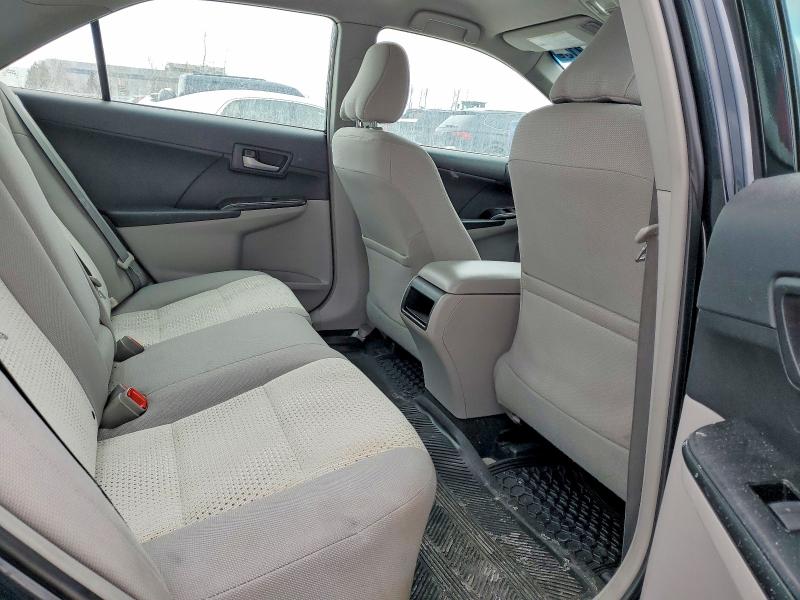 76109215 :رقم المزاد ، 4T1BF1FK5CU523884 vin ، 2012 Toyota Camry مزاد بيع