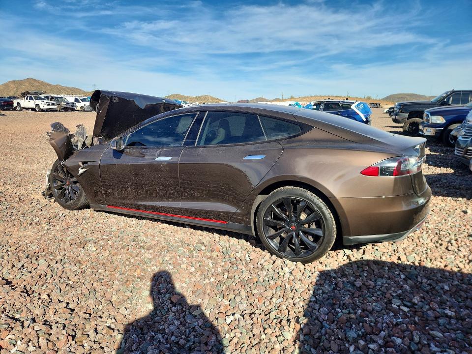 2013 Tesla Model S მანქანა იყიდება აუქციონზე, vin: 5YJSA1CN6DFP12880, აუქციონის ნომერი: 78648165