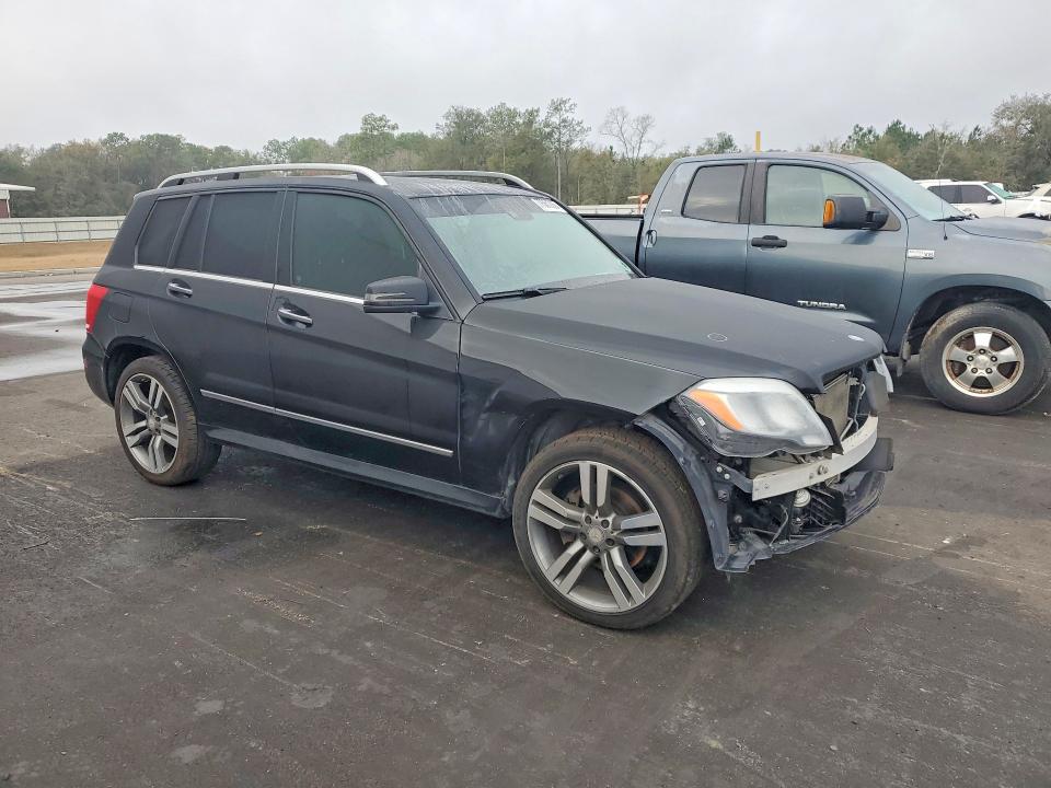 Продажа на аукционе авто 2015 Mercedes-benz Glk, vin: WDCGG5HB6FG398046, номер лота: 77561735