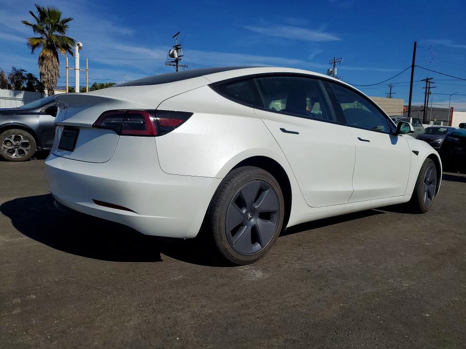 Продажа на аукционе авто 2023 Tesla Model 3, vin: 5YJ3E1EA7PF398213, номер лота: 79431885