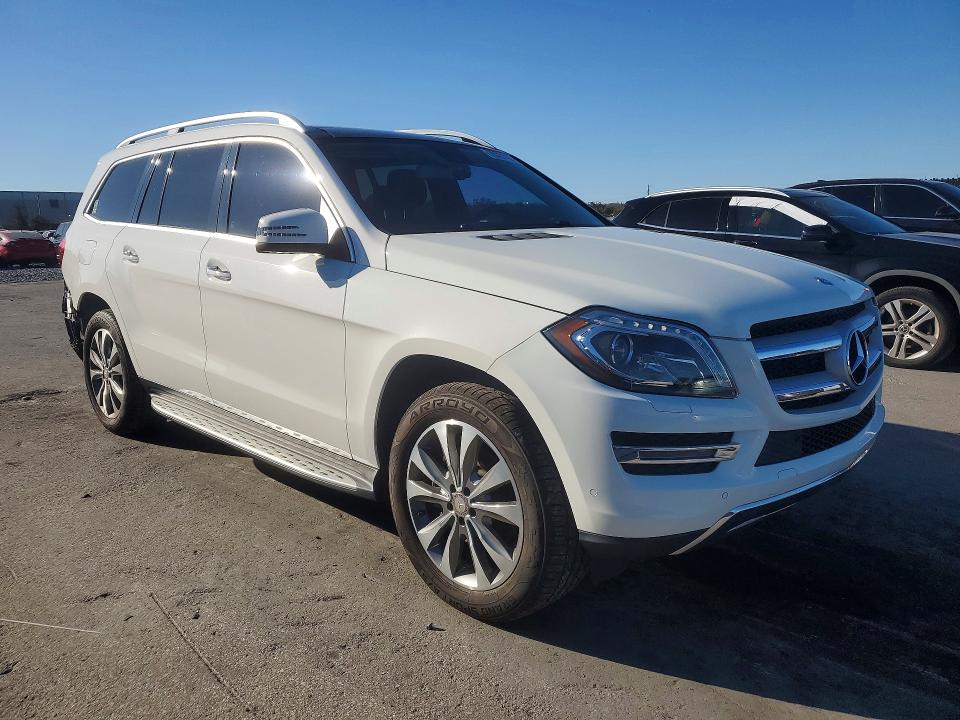 Продажа на аукционе авто 2015 Mercedes-benz Gl, vin: 4JGDF2EE8FA531297, номер лота: 78431435