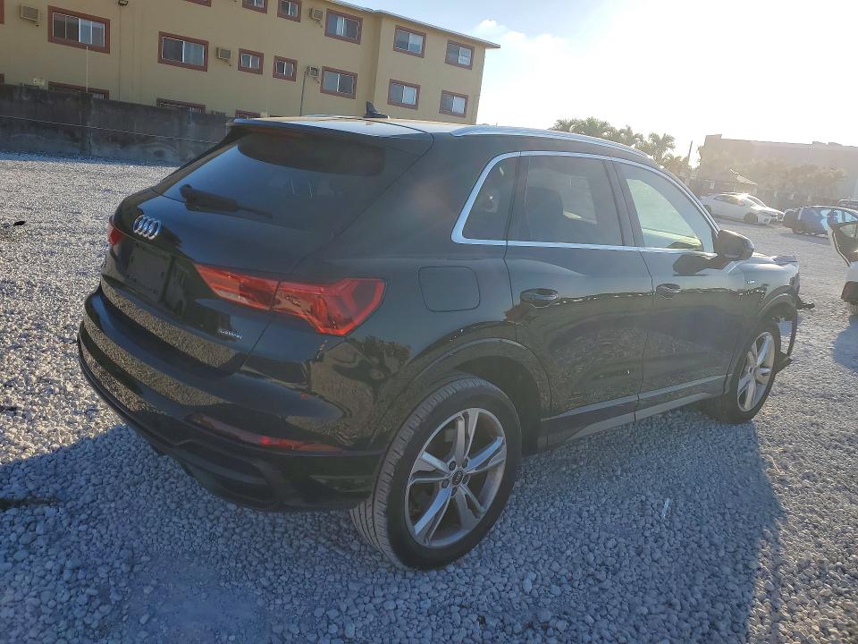 Продаж на аукціоні авто 2022 Audi Q3, vin: WA1EECF38N1033382, номер лоту: 76477045