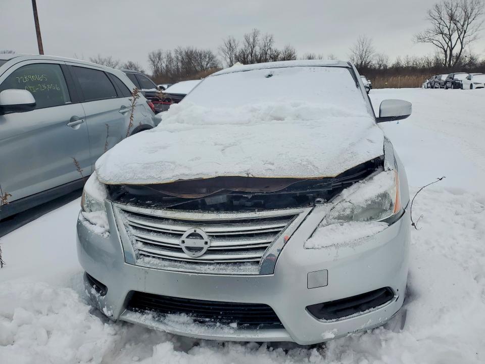 Продажа на аукционе авто 2015 Nissan Sentra, vin: 3N1AB7AP6FY270113, номер лота: 64485705