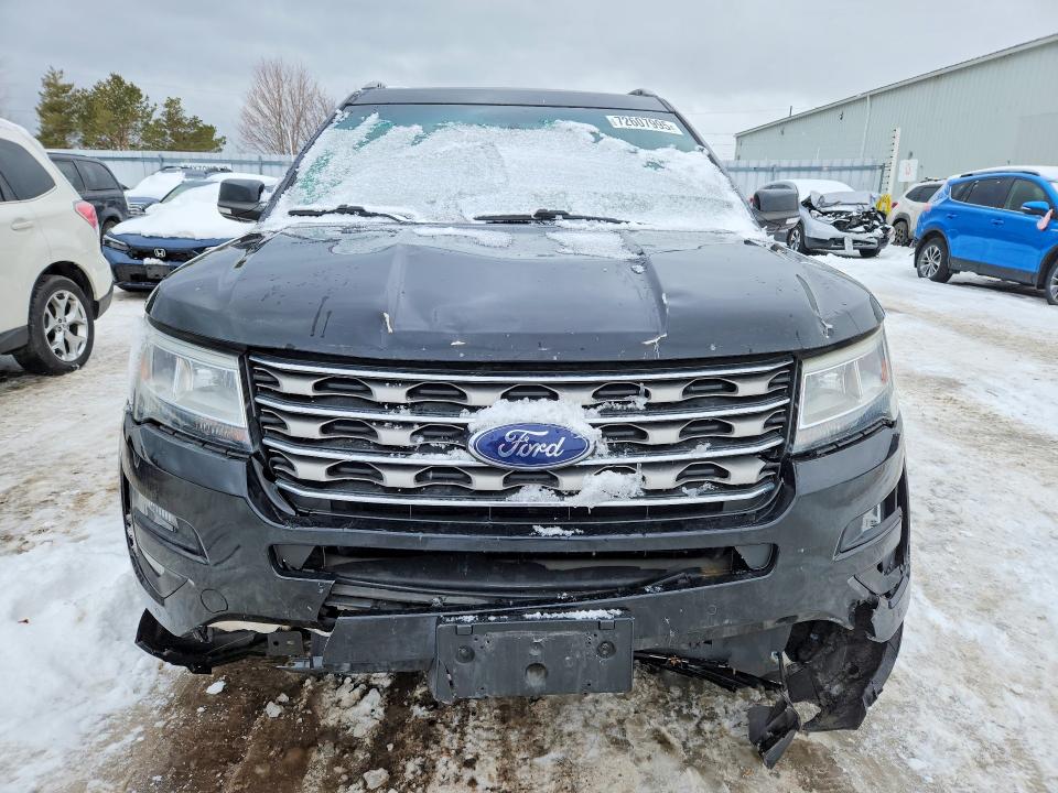 72607995 :رقم المزاد ، 1FM5K8D87HGA00378 vin ، 2017 Ford Explorer مزاد بيع