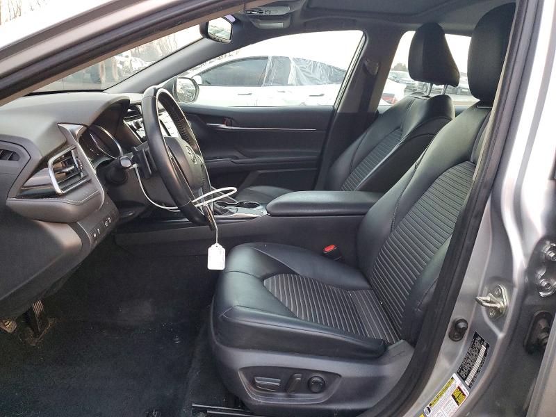 78823095 :رقم المزاد ، 4T1B11HK5KU749997 vin ، 2019 Toyota Camry مزاد بيع