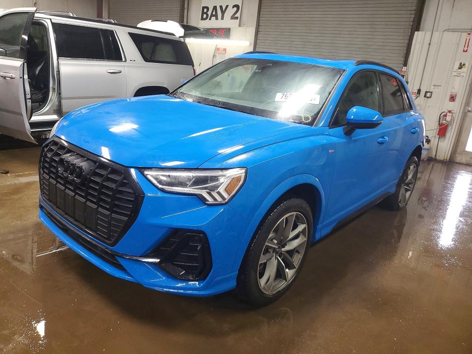 Продаж на аукціоні авто 2022 Audi Q3, vin: WA1EECF39N1128226, номер лоту: 76947235