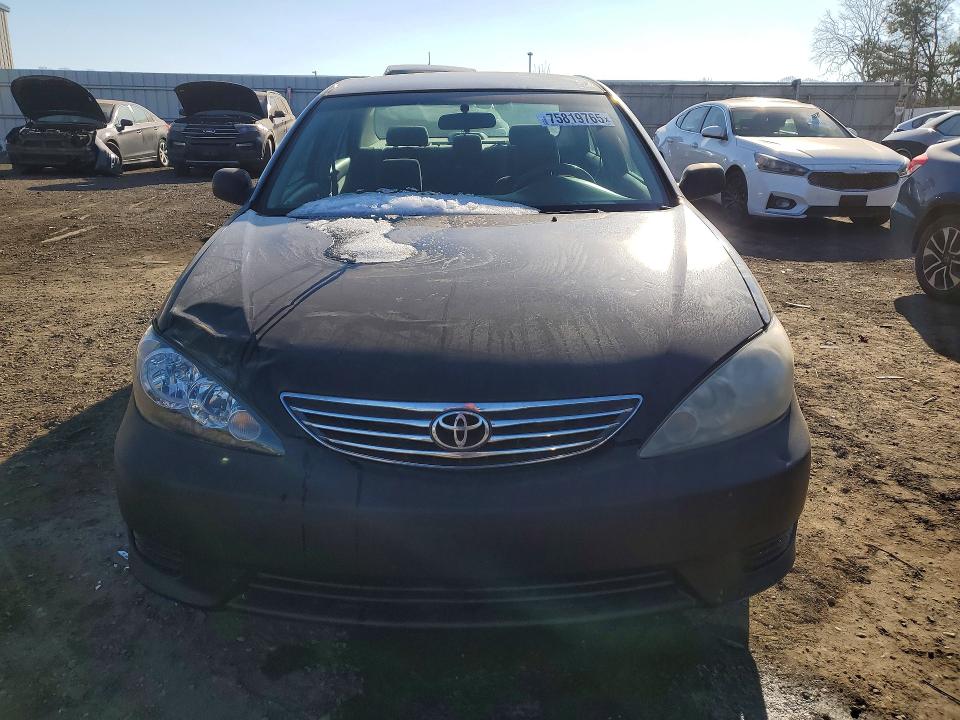 2005 Toyota Camry მანქანა იყიდება აუქციონზე, vin: 4T1BE32K25U100414, აუქციონის ნომერი: 75819765