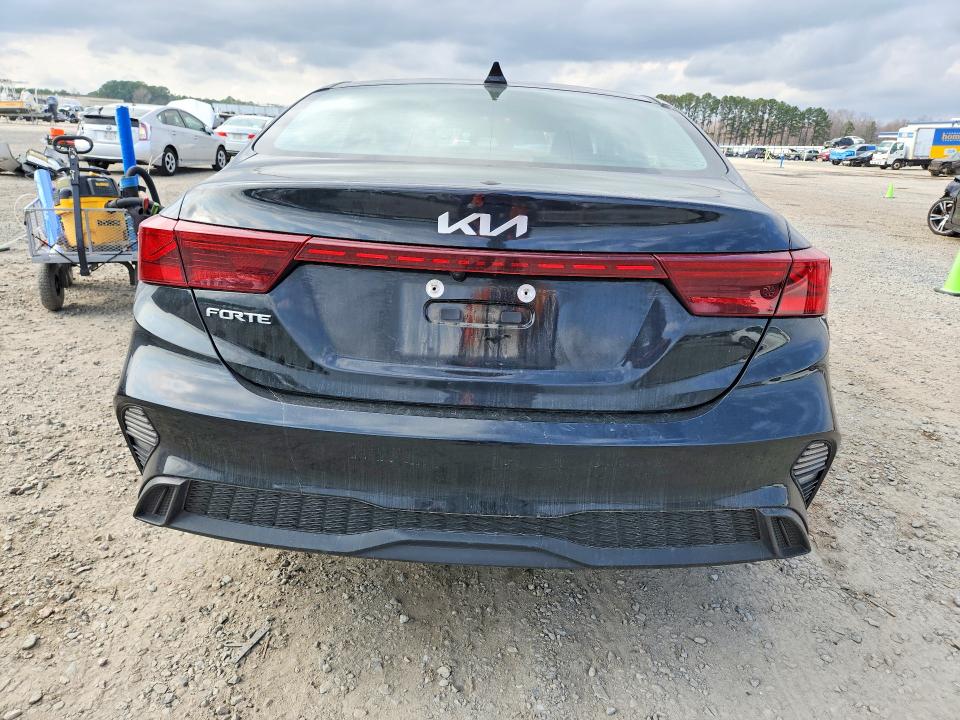 2024 Kia Forte მანქანა იყიდება აუქციონზე, vin: 3KPF24AD8RE806492, აუქციონის ნომერი: 78281845