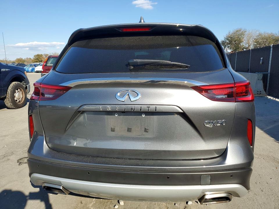 48569816 :رقم المزاد ، 3PCAJ5BA1MF124001 vin ، 2021 Infiniti Qx50 مزاد بيع