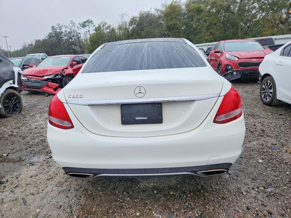 76061605 :رقم المزاد ، 55SWF4JB4GU098489 vin ، 2016 Mercedes-benz C مزاد بيع
