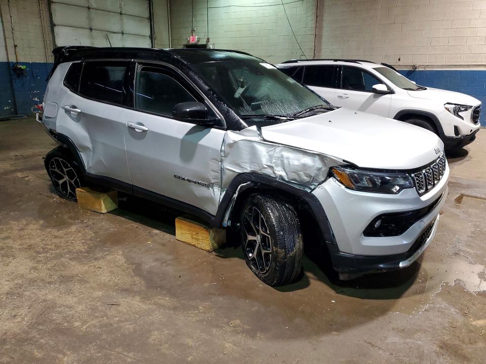 2024 Jeep Compass მანქანა იყიდება აუქციონზე, vin: 3C4NJDCN8RT115270, აუქციონის ნომერი: 77961735