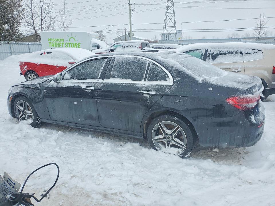 2022 Mercedes-benz E მანქანა იყიდება აუქციონზე, vin: W1KZF5KB5NB022210, აუქციონის ნომერი: 76219295