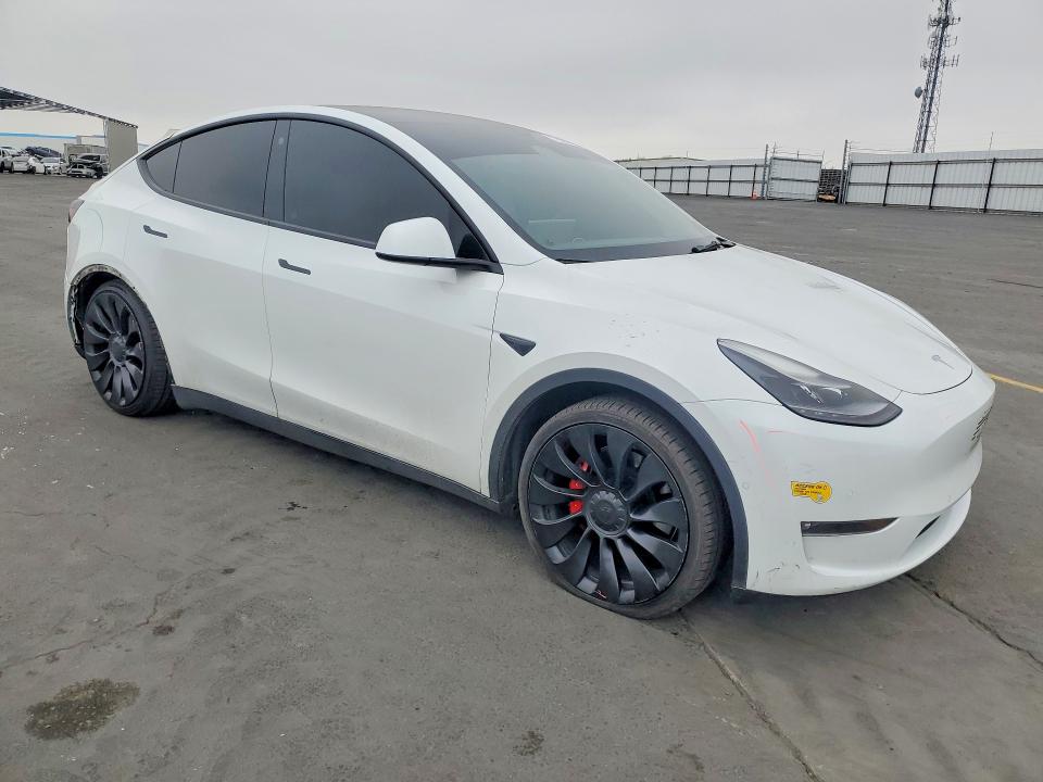 2022 Tesla Model Y მანქანა იყიდება აუქციონზე, vin: 7SAYGDEF6NF381724, აუქციონის ნომერი: 76828145