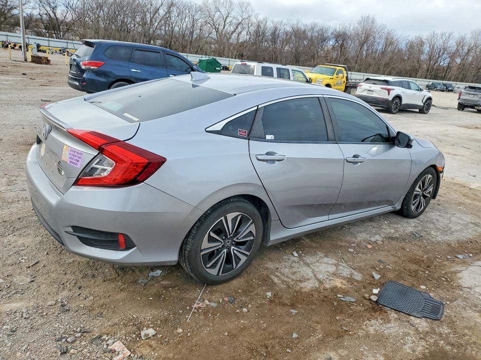Aukcja sprzedaży 2017 Honda Civic, vin: 19XFC1F72HE021690, numer aukcji: 77972415