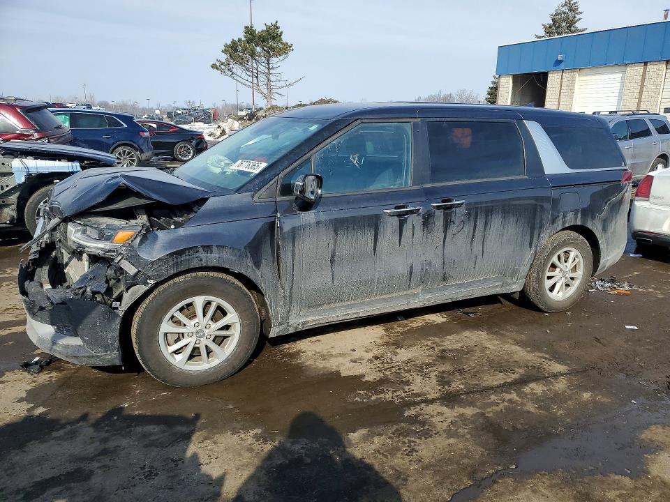 Продажа на аукционе авто 2022 Kia Carnival, vin: KNDNB4H36N6130925, номер лота: 76776365