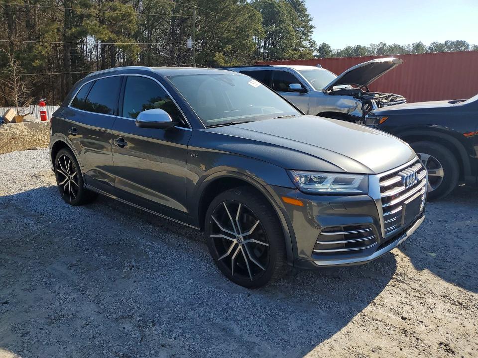 76669575 :رقم المزاد ، WA1A4AFYXJ2164772 vin ، 2018 Audi Sq5 Premiu مزاد بيع