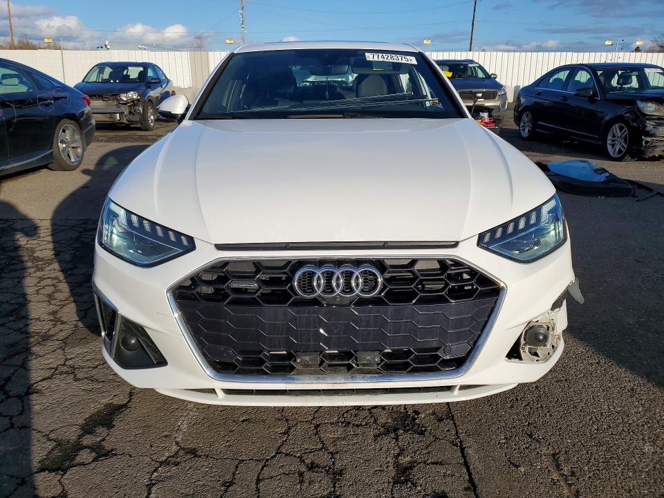 Продаж на аукціоні авто 2024 Audi A4, vin: WAUEAAF46RA033589, номер лоту: 77428375
