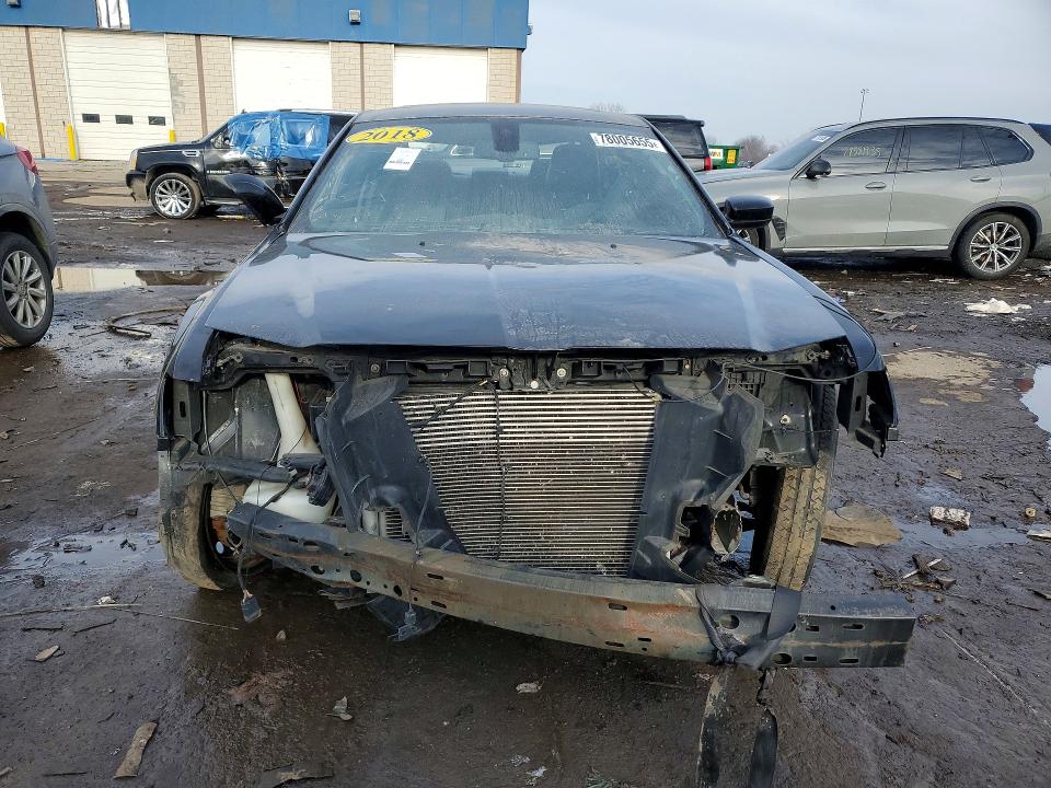 78005655 :رقم المزاد ، 2C3CCAGG7JH208410 vin ، 2018 Chrysler 300 مزاد بيع