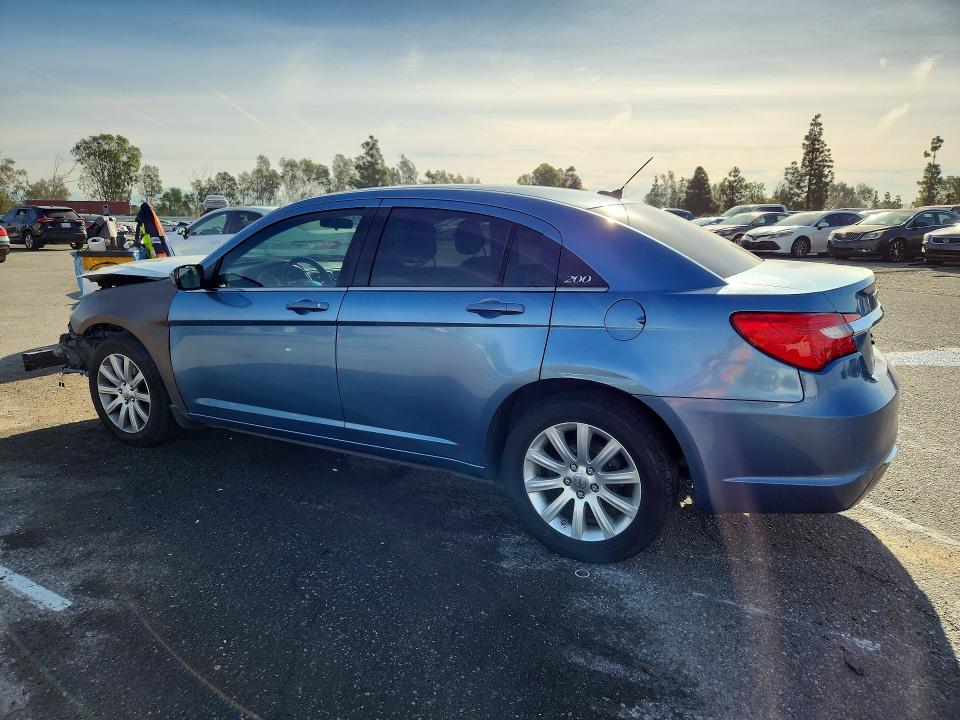 76659805 :رقم المزاد ، 1C3BC1FB2BN592963 vin ، 2011 Chrysler 200 مزاد بيع