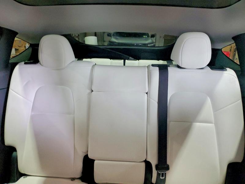 Продажа на аукционе авто 2021 Tesla Model Y, vin: 5YJYGAEE8MF301812, номер лота: 76621155