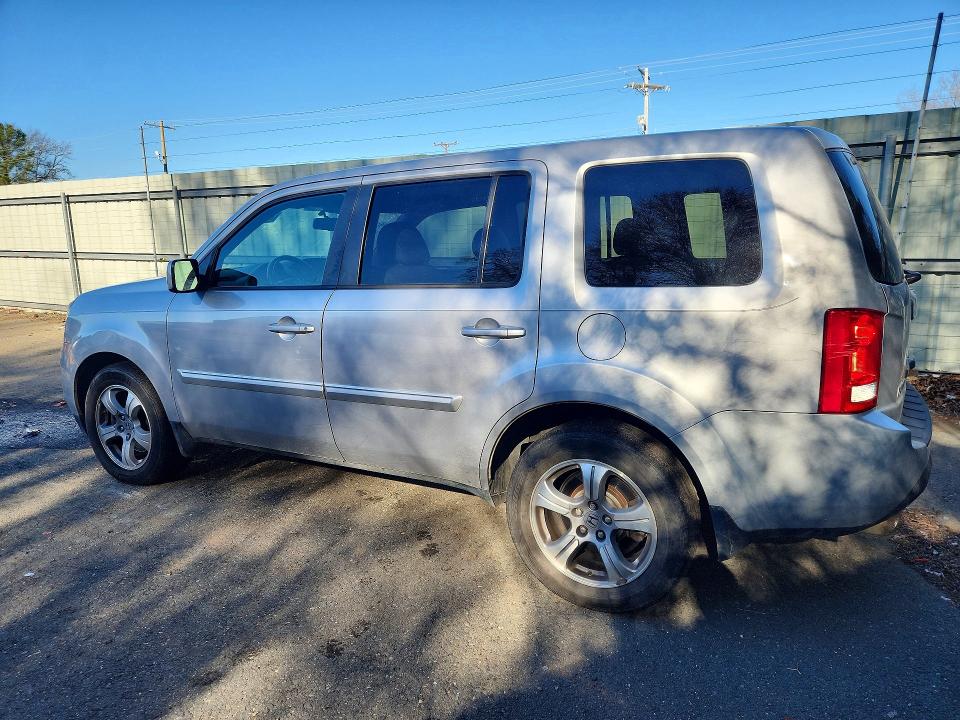Продаж на аукціоні авто 2015 Honda Pilot Exl, vin: 5FNYF4H50FB054191, номер лоту: 76643205