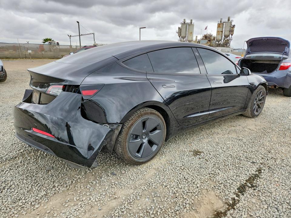 Продаж на аукціоні авто 2023 Tesla Model 3, vin: 5YJ3E1EAXPF589401, номер лоту: 76232385