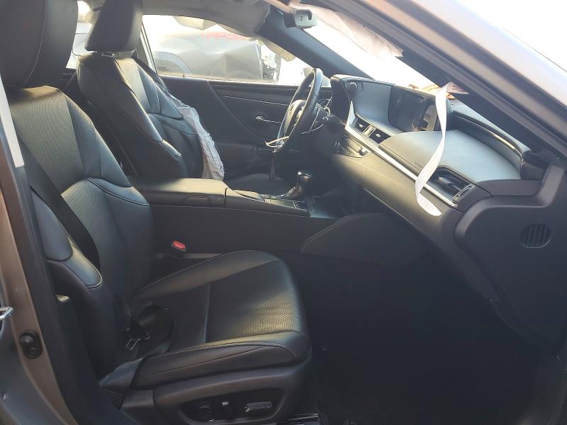 49094576 :رقم المزاد ، 58ACZ1B1XLU057080 vin ، 2020 Lexus Es 350 مزاد بيع
