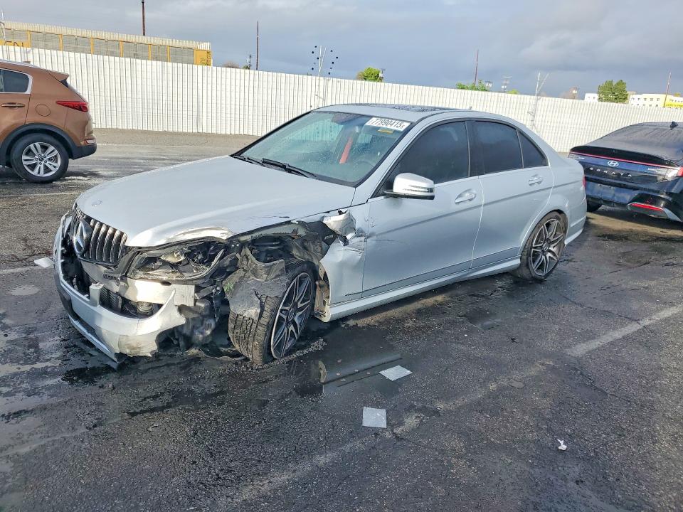77990415 :رقم المزاد ، WDDGF4HB5ER308865 vin ، 2014 Mercedes-benz C مزاد بيع