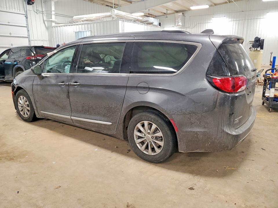 2017 Chrysler Pacifica მანქანა იყიდება აუქციონზე, vin: 2C4RC1BG9HR517457, აუქციონის ნომერი: 76807045