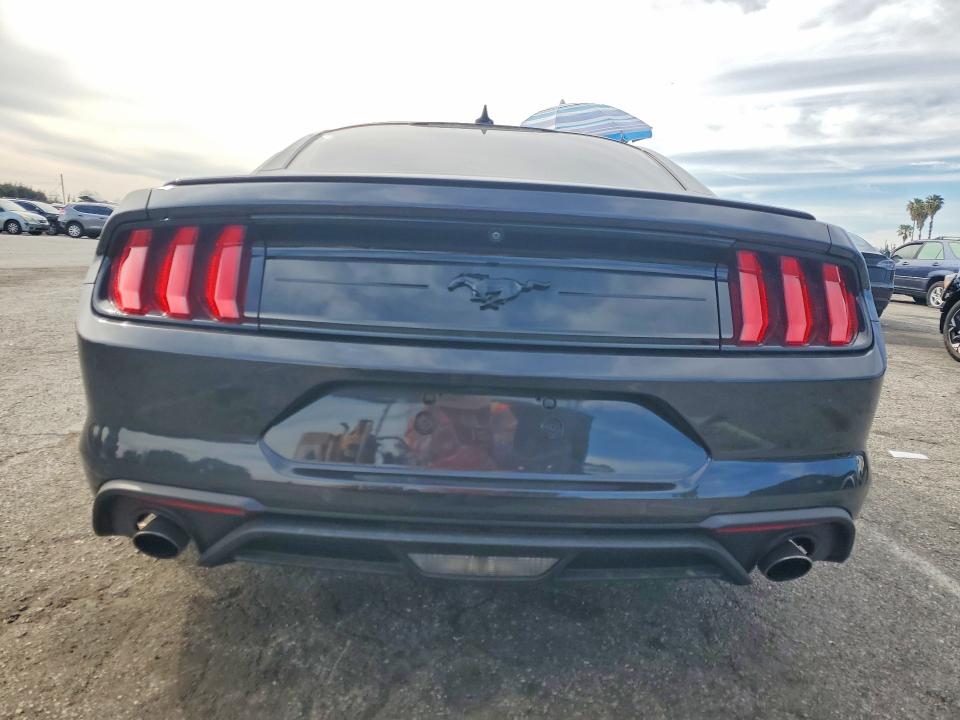 2022 Ford Mustang მანქანა იყიდება აუქციონზე, vin: 1FA6P8TH6N5140107, აუქციონის ნომერი: 78401485
