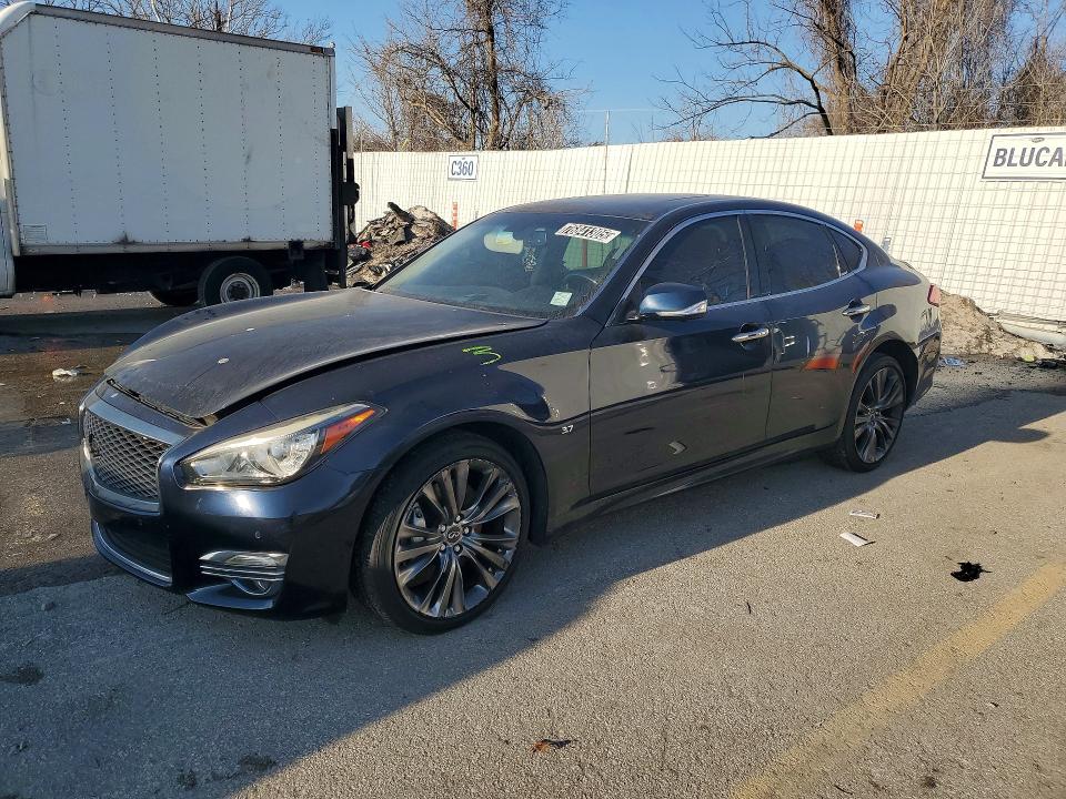76841305 :رقم المزاد ، JN1BY1AR8HM770152 vin ، 2017 Infiniti Q70 مزاد بيع