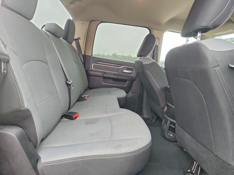 78174475 :رقم المزاد ، 3C6UR4DJ4KG517938 vin ، 2019 Ram 2500 مزاد بيع