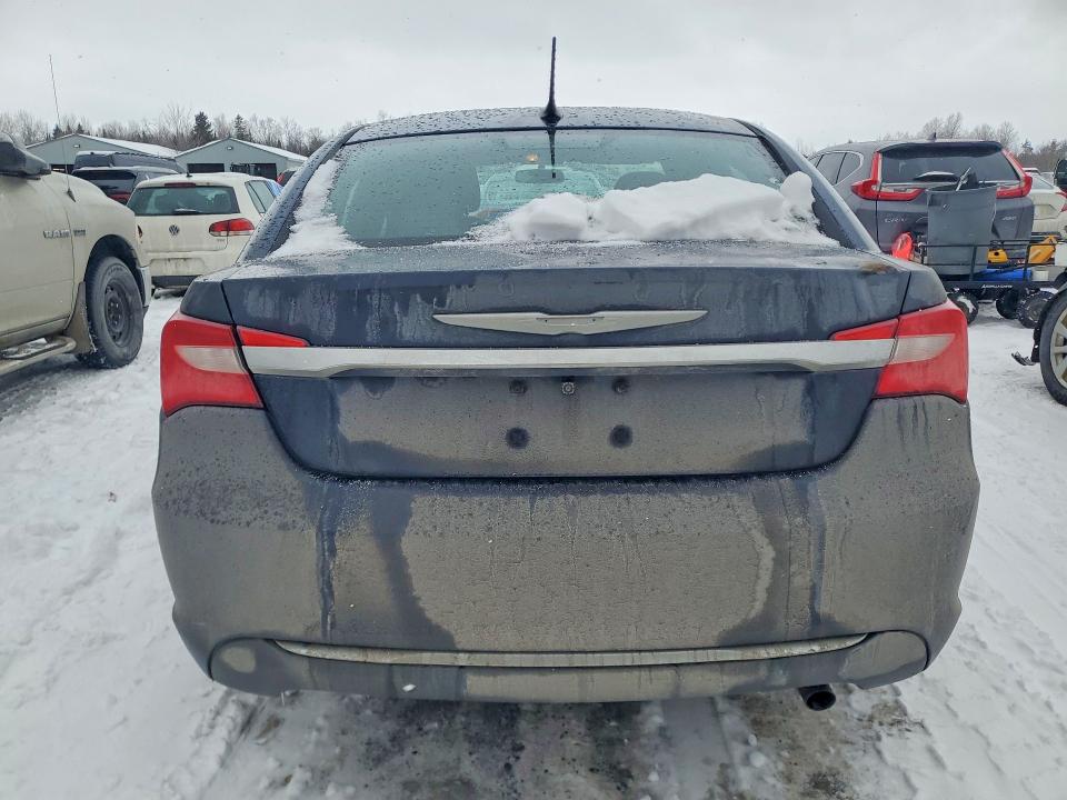 Продажа на аукционе авто 2014 Chrysler 200 Lx, vin: 1C3CCBAB2EN229536, номер лота: 76404265