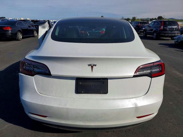 Продажа на аукционе авто 2023 Tesla Model 3, vin: 5YJ3E1EA6PF403207, номер лота: 76530635