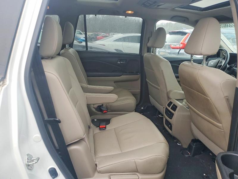 Продаж на аукціоні авто 2018 Honda Pilot, vin: 5FNYF6H01JB036372, номер лоту: 77338055