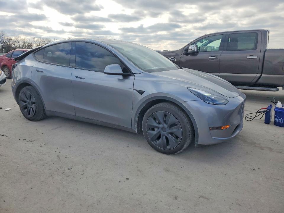 2025 Tesla Model Y მანქანა იყიდება აუქციონზე, vin: 7SAYGAEE1SF304745, აუქციონის ნომერი: 78716085