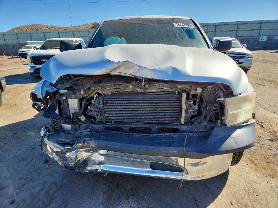 Auction sale of the 2018 Ram 1500, vin: 1C6RR7KM2JS227323, lot number: 76357375