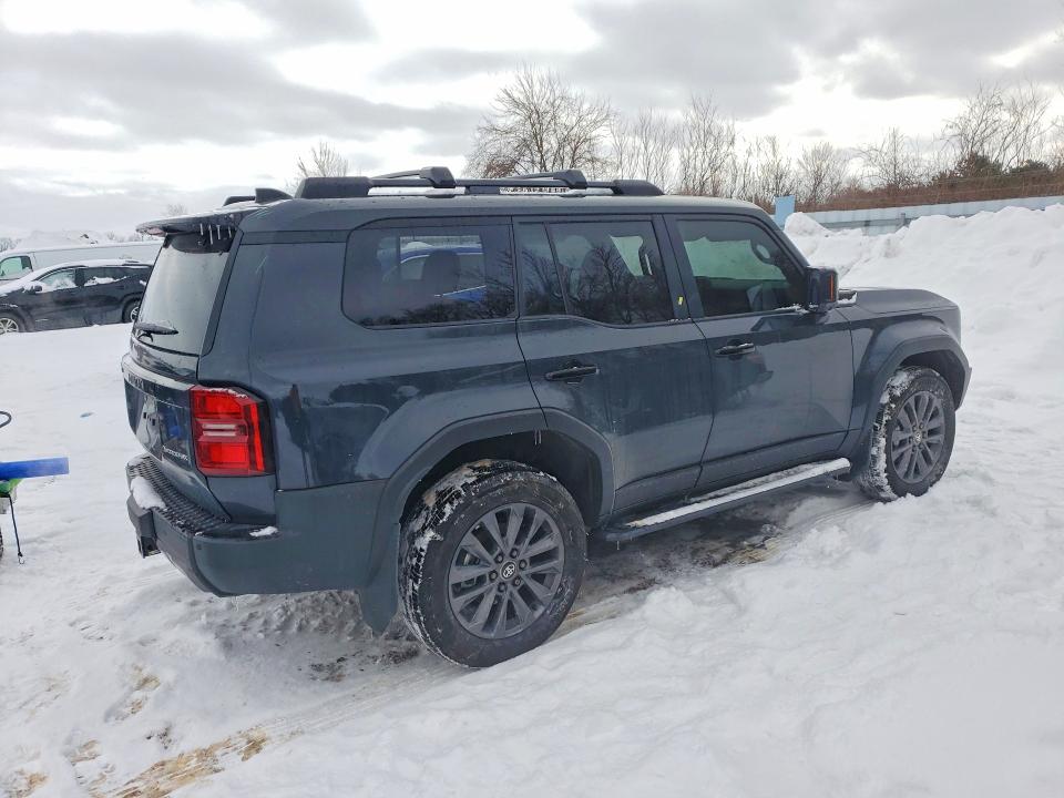 Продажа на аукционе авто 2025 Toyota Landcruiser Hev 4dr, vin: JTEABFAJ2SK028569, номер лота: 74097115
