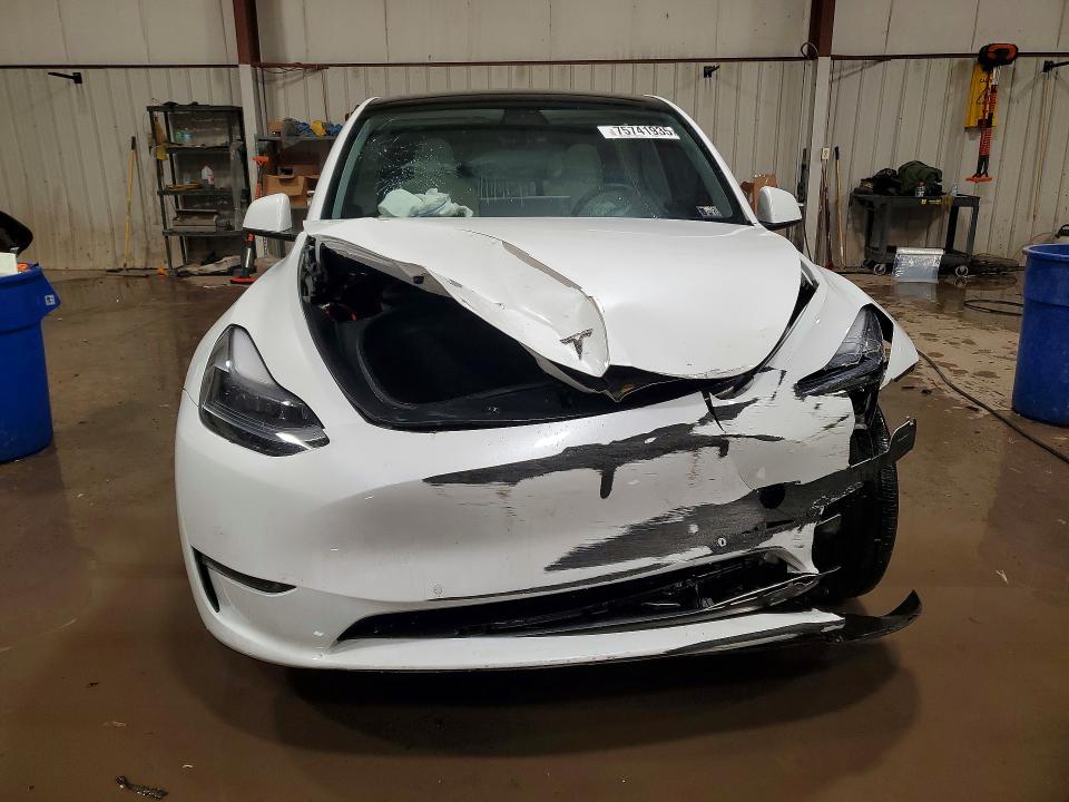 Продажа на аукционе авто 2020 Tesla Model Y, vin: 5YJYGDEEXLF048864, номер лота: 75741935