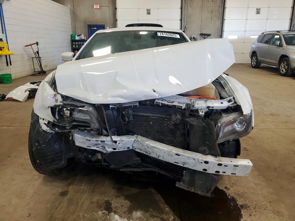 2019 Chrysler 300 მანქანა იყიდება აუქციონზე, vin: 2C3CCAGG7KH619811, აუქციონის ნომერი: 78162825