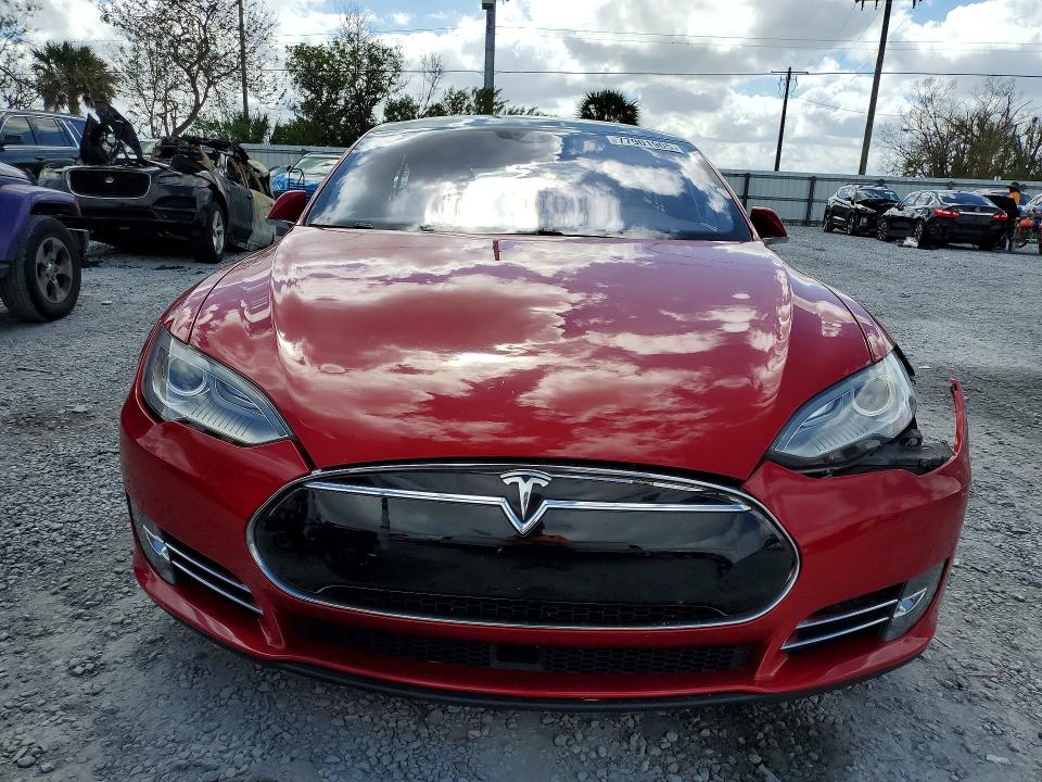 Продажа на аукционе авто 2016 Tesla Model S, vin: 5YJSA1E10GF124679, номер лота: 77901905