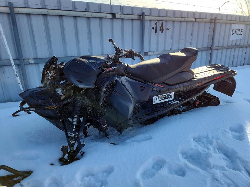 77209685 :رقم المزاد ، 2BPSURKA4KV000090 vin ، 2019 Ski-doo Snowmobile مزاد بيع