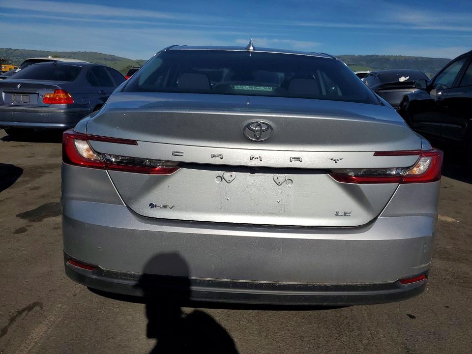 79480915 :رقم المزاد ، 4T1DAACK9SU510842 vin ، 2025 Toyota Camry مزاد بيع