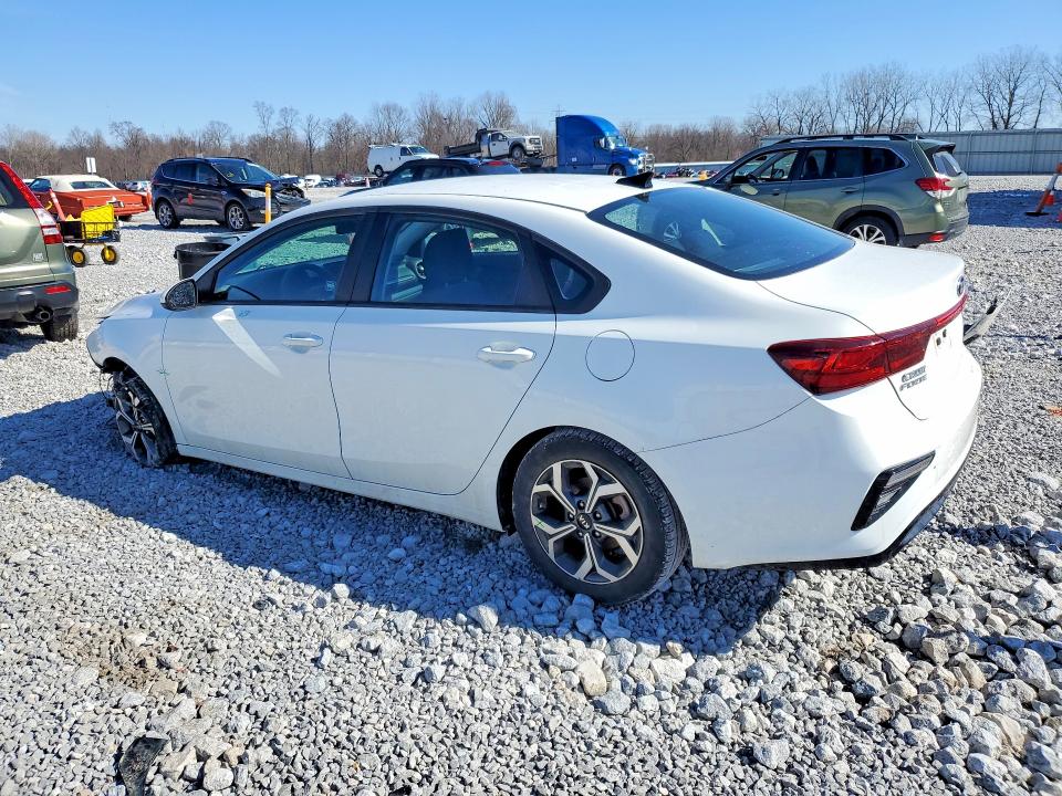 2021 Kia Forte მანქანა იყიდება აუქციონზე, vin: 3KPF24AD2ME279610, აუქციონის ნომერი: 79085085