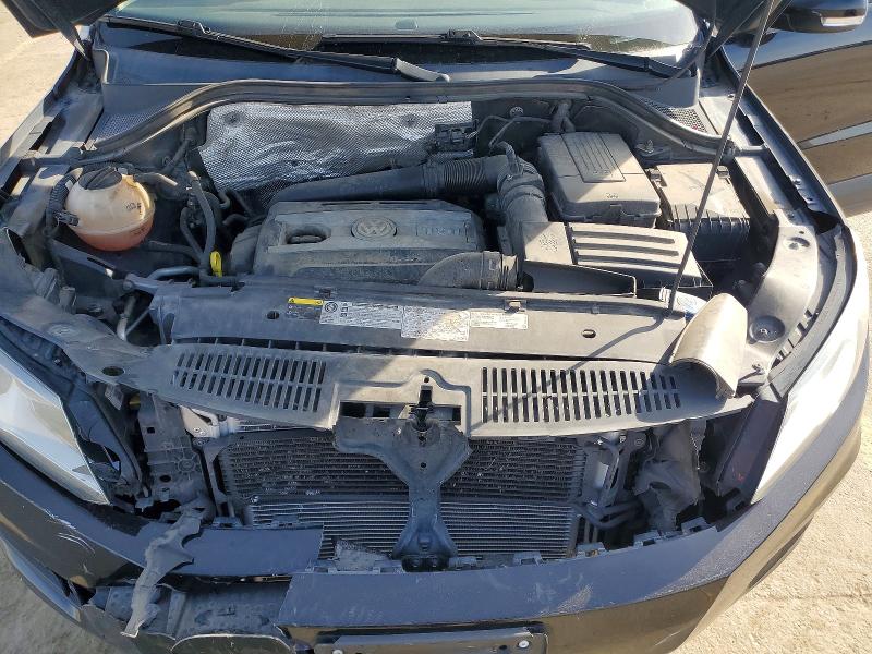 75642545 :رقم المزاد ، WVGAV7AX2GW502635 vin ، 2016 Volkswagen Tiguan مزاد بيع