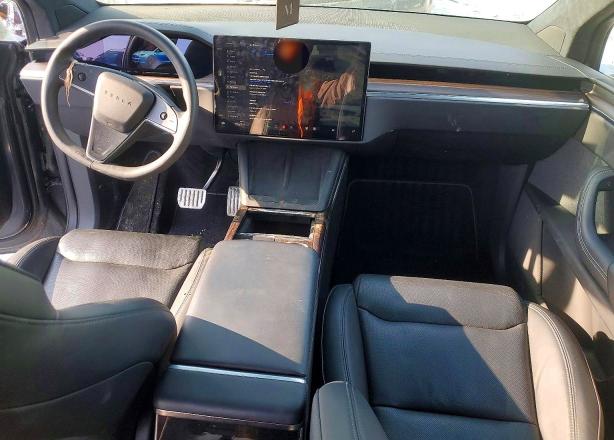 Продажа на аукционе авто 2024 Tesla Model X, vin: 7SAXCDE58RF446092, номер лота: 75934905