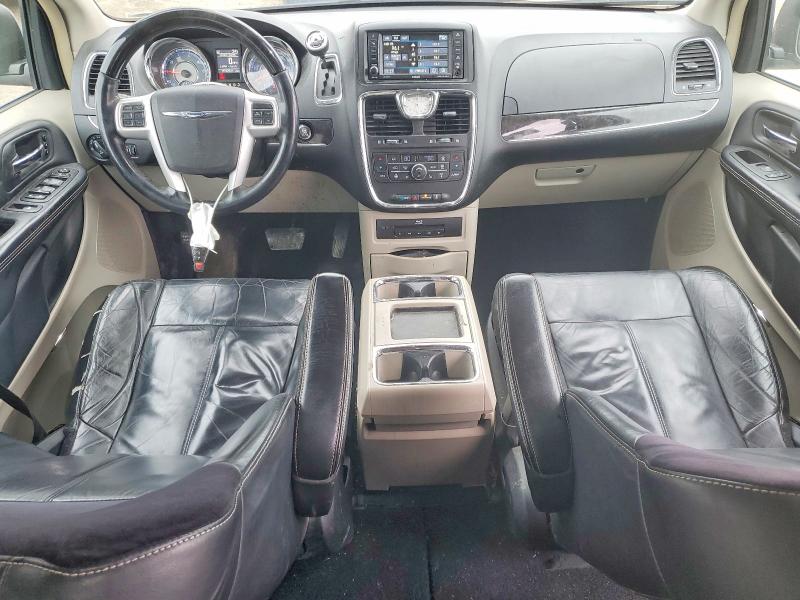 Продажа на аукционе авто 2015 Chrysler Town & Country, vin: 2C4RC1GGXFR532796, номер лота: 78246115